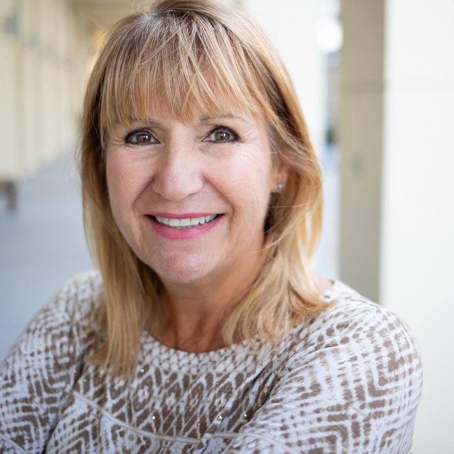 Pamela Austin SS 2020